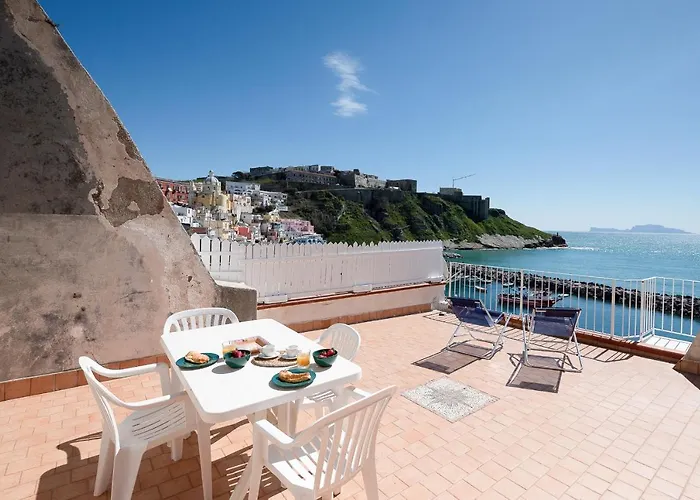 La Romantica - Corricella Exclusive Terrace