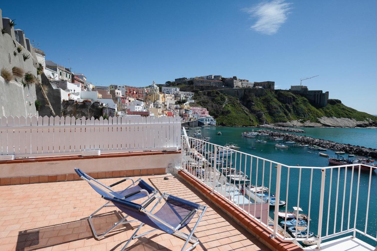 La Romantica - Corricella Exclusive Terrace Apartment Procida