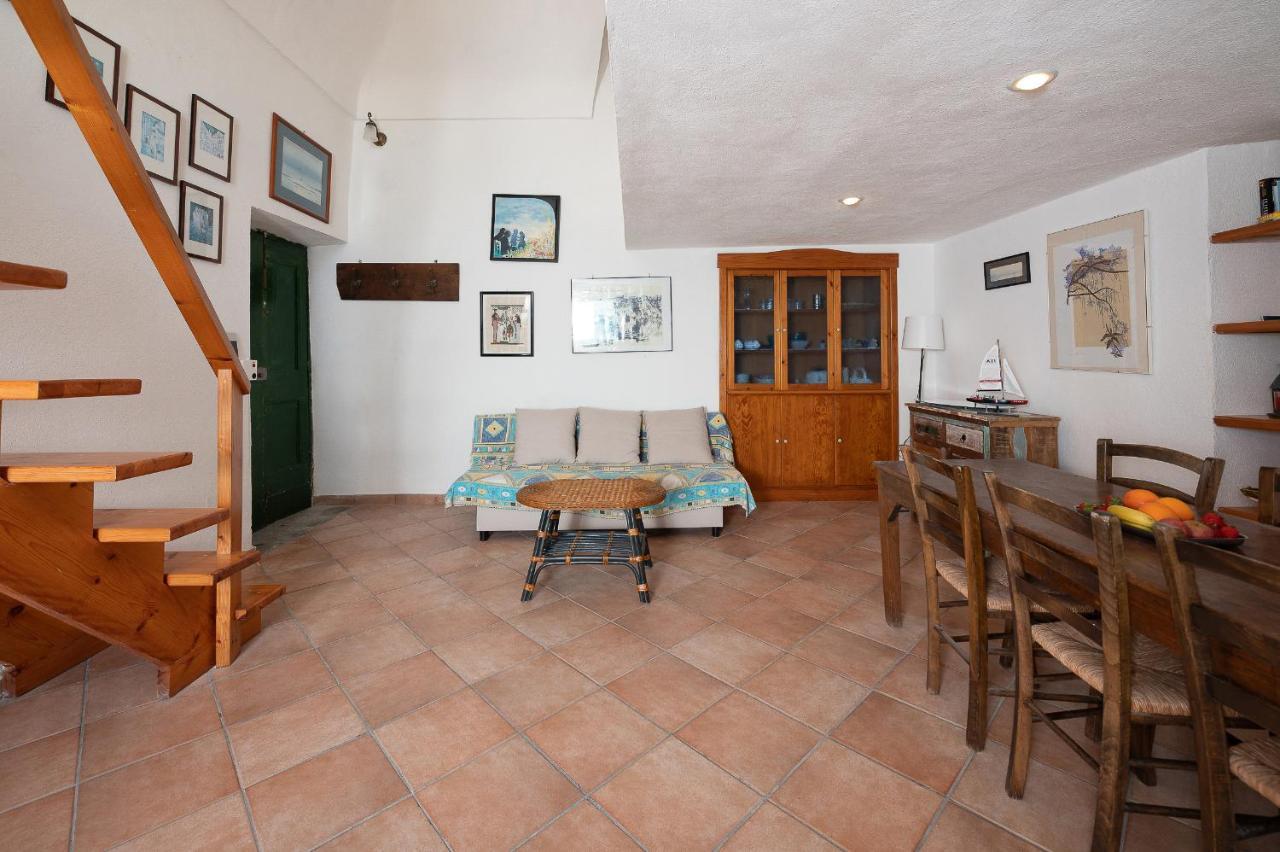 Apartment La Romantica - Corricella Exclusive Terrace Procida