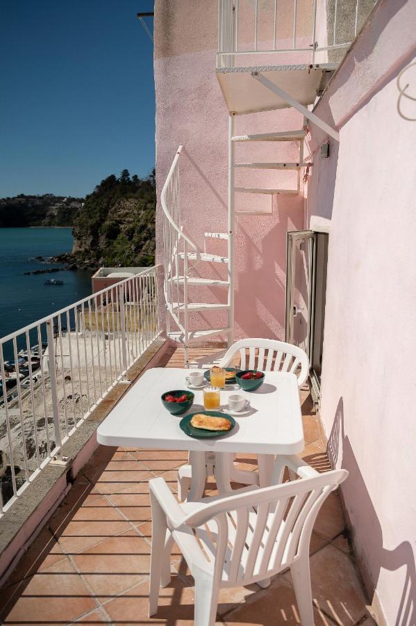 Apartment La Romantica - Corricella Exclusive Terrace Procida